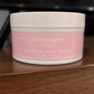 Bath & Body Works Champagne Toast Glowtion Body Butter